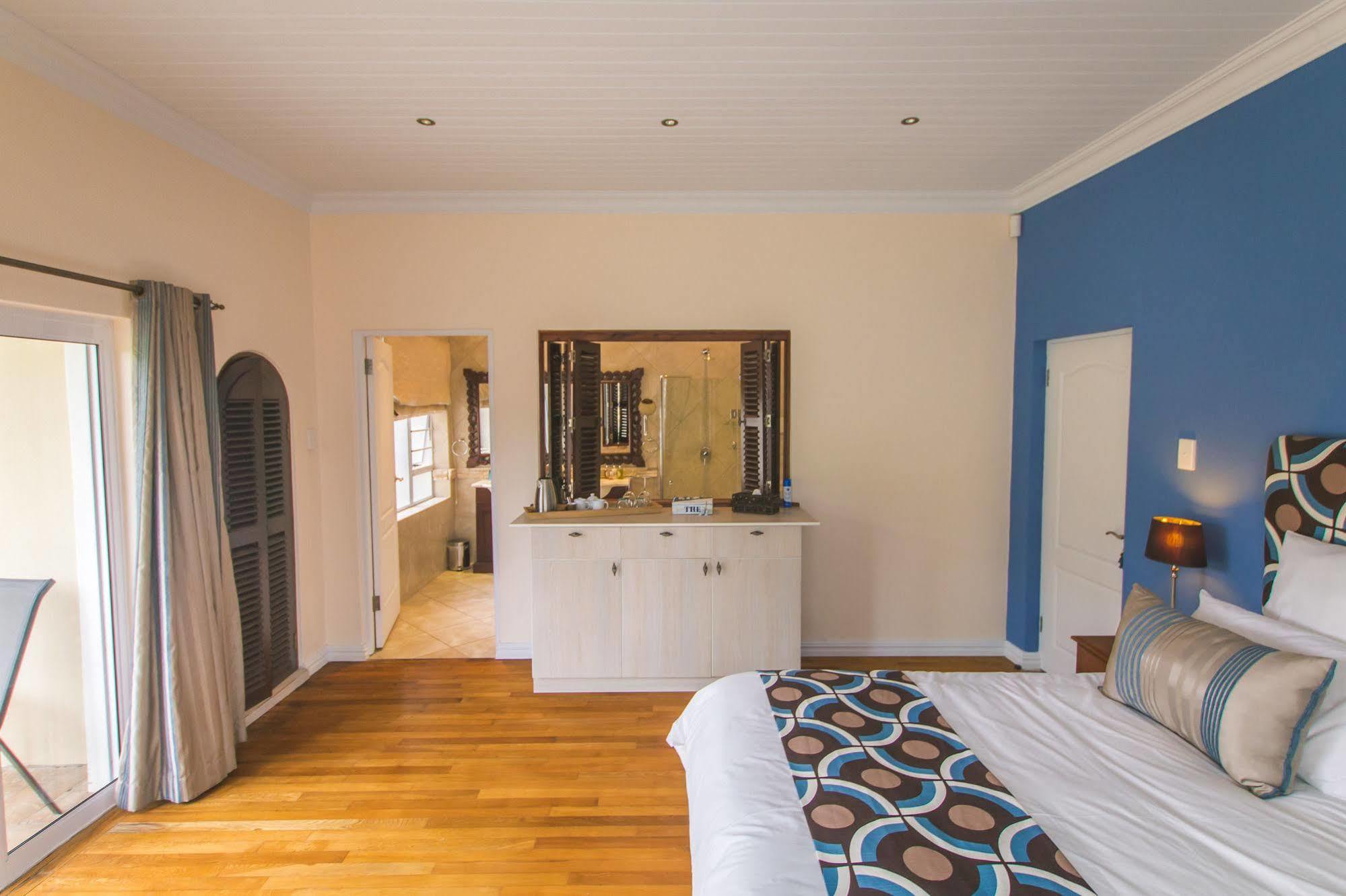African Tulip Guesthouse Tulbagh Exterior photo